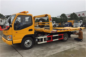 怀柔哪里有拖车服务