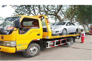怀柔附近24小时汽车拖车服务热线